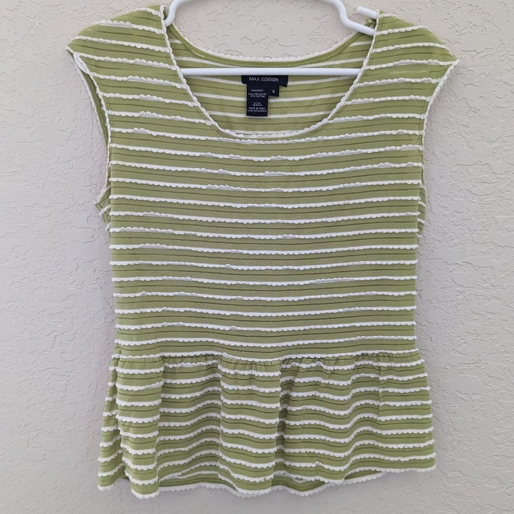 Max Edition Green and Cream Scalloped Ruffle Textured Tank Top Size S